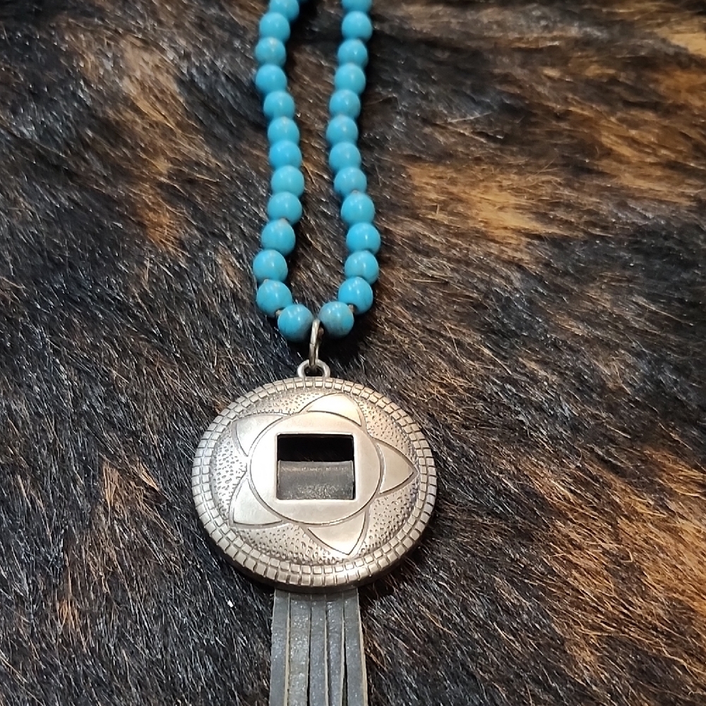 Turquoise Beaded Silver Pendant Necklace